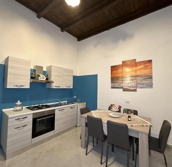 Апартаменты 1 Спальня, The Flower Garden