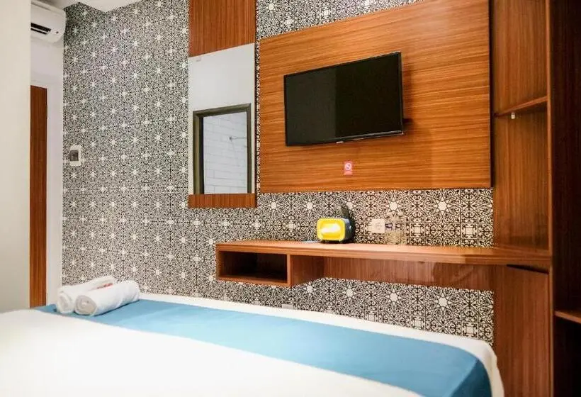 Habitació Deluxe, Sans Hotel Roxy Jakarta