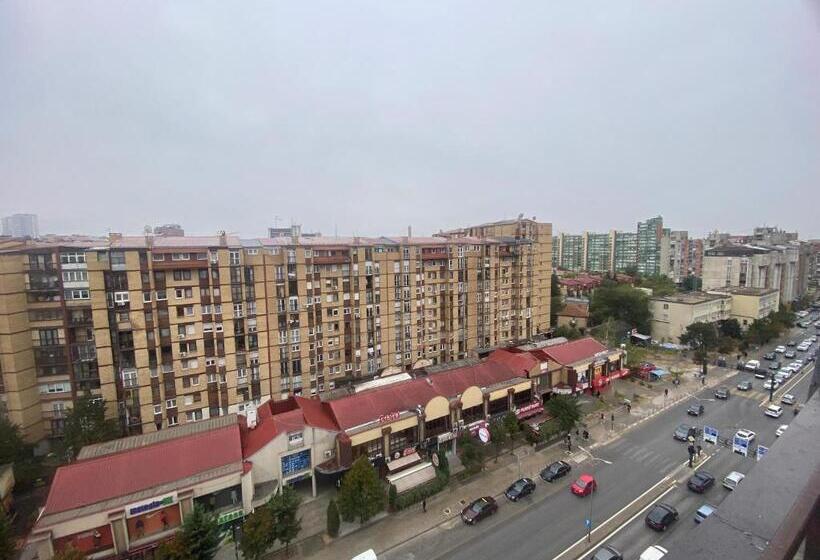 اتاق استاندارد با بالکن, New Prishtina Luxury Rooms