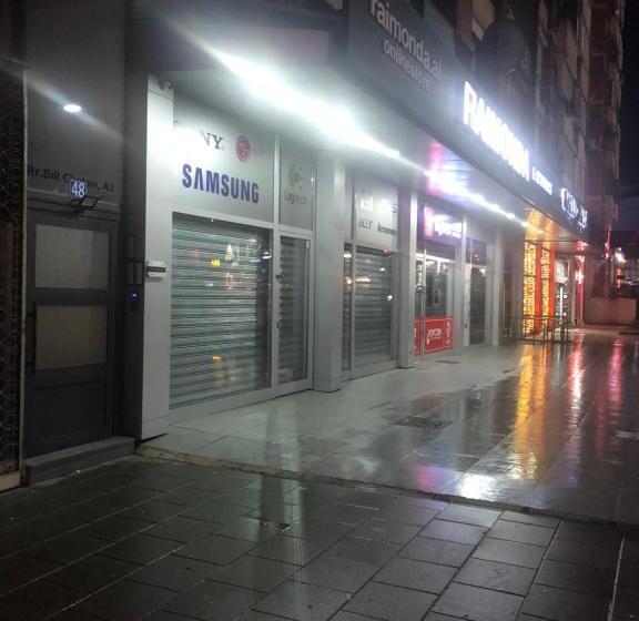 اتاق استاندارد با بالکن, New Prishtina Luxury Rooms