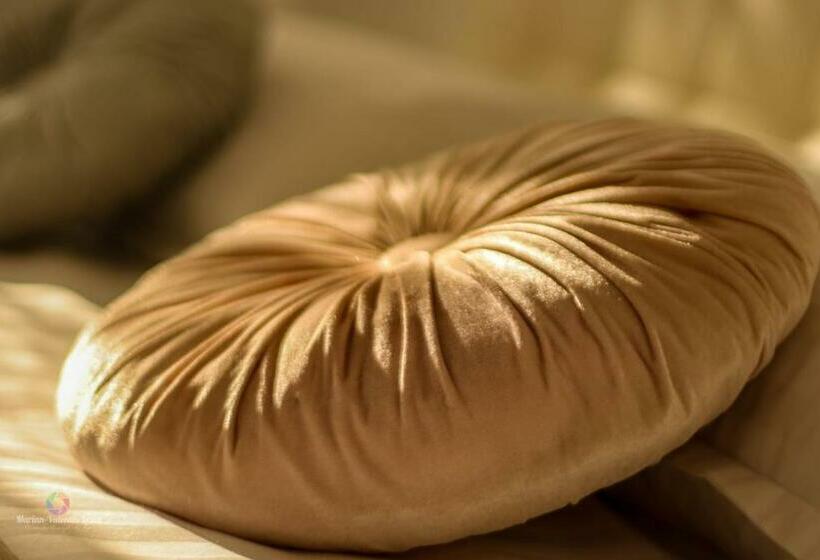 חדר דלוקס, Caprice Deluxe Accomodation