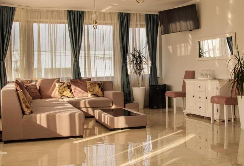 סוויטה דלוקס, Caprice Deluxe Accomodation