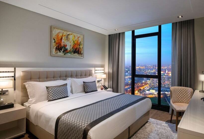 2 Bedroom Deluxe Apartment