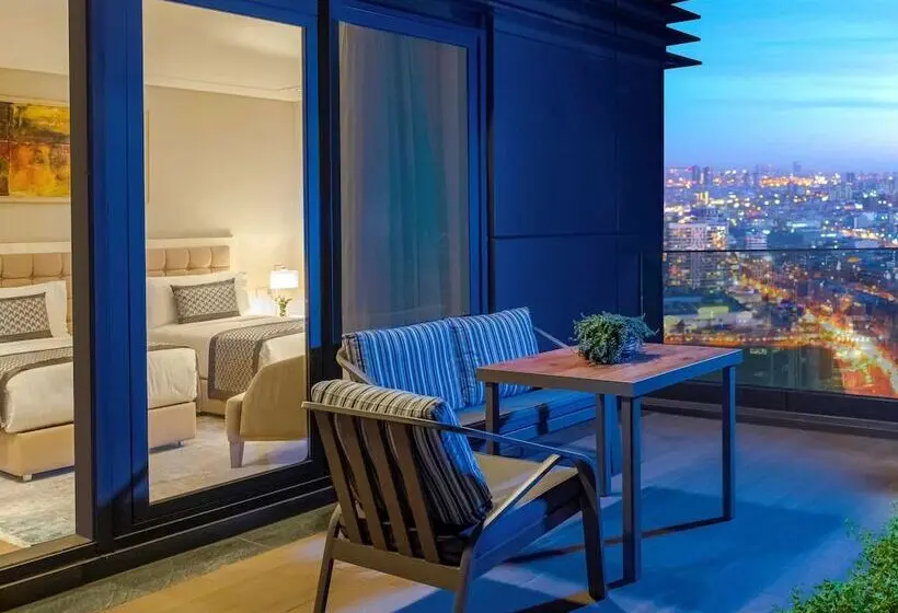 ４ベッドルームアパートメント, Movenpick Living Istanbul West