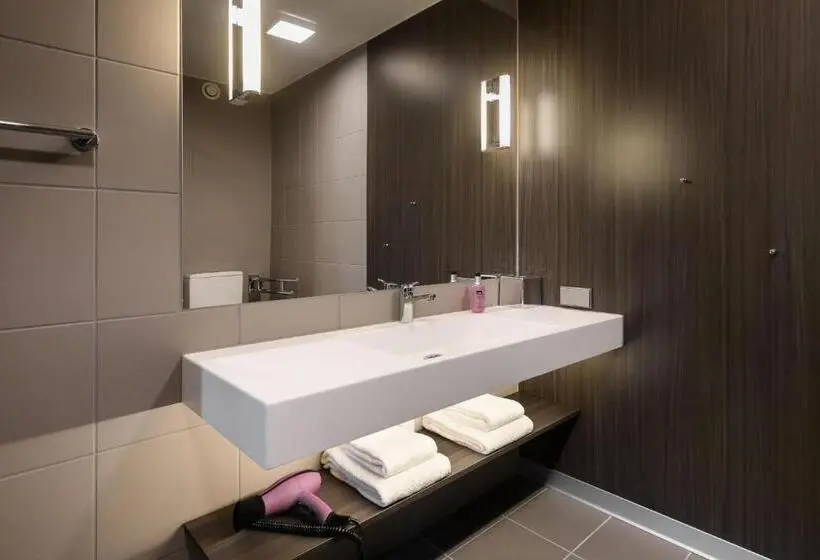 ファミリールーム, Moxy Dresden Neustadt