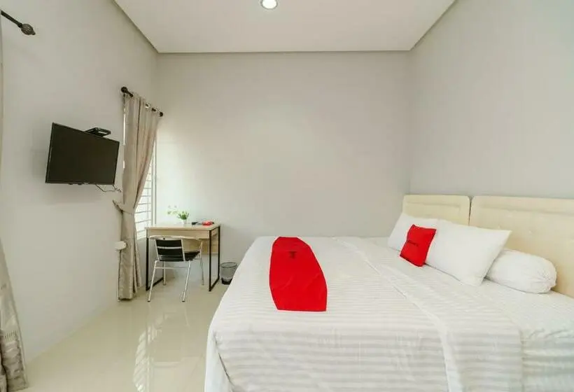 スイート, Reddoorz @ Jalan Demang Lebar Raya Palembang