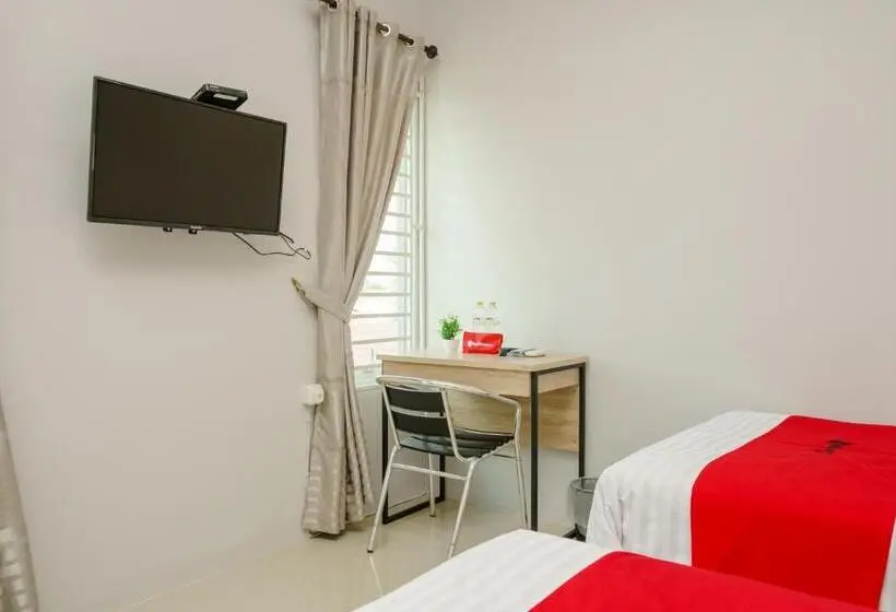 デラックスルーム, Reddoorz @ Jalan Demang Lebar Raya Palembang