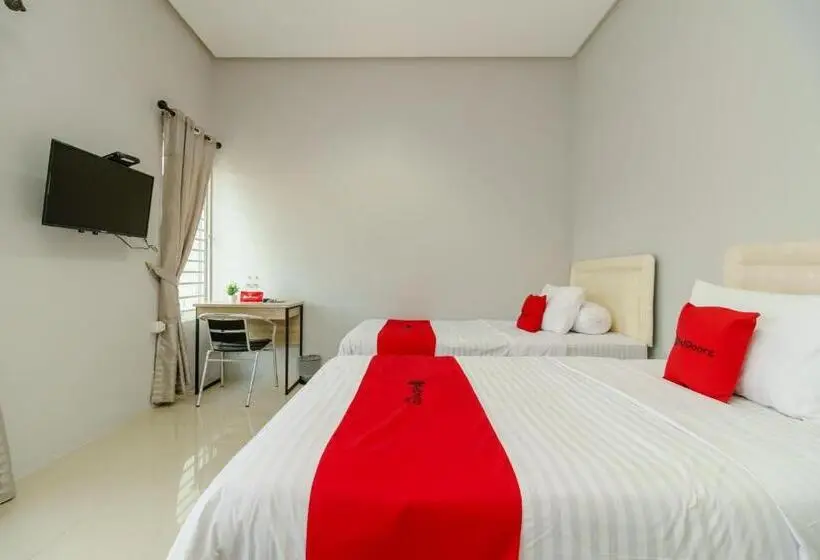 デラックスルーム, Reddoorz @ Jalan Demang Lebar Raya Palembang