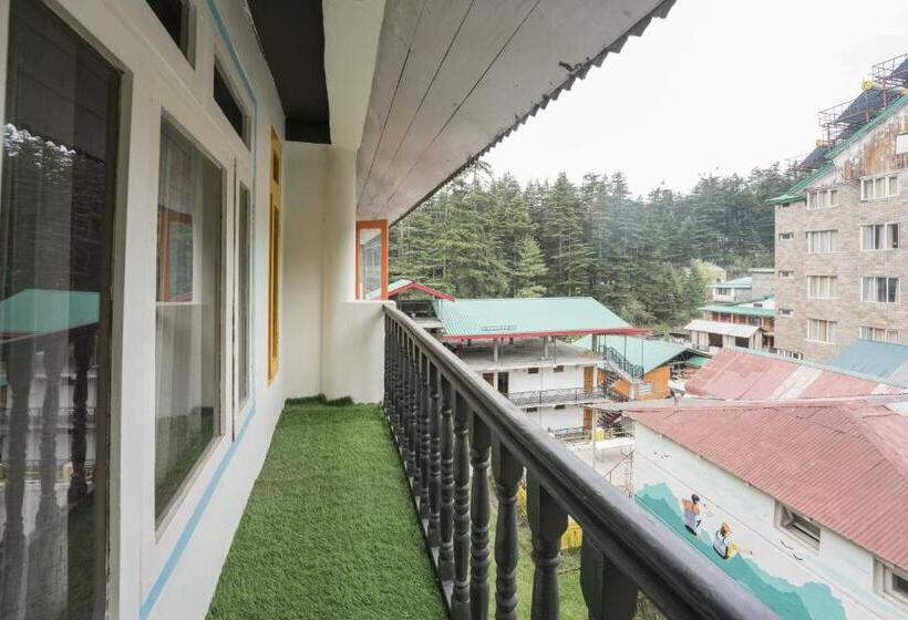 سوئیت با بالکن, The Village Manali Café, Bar & Bistro