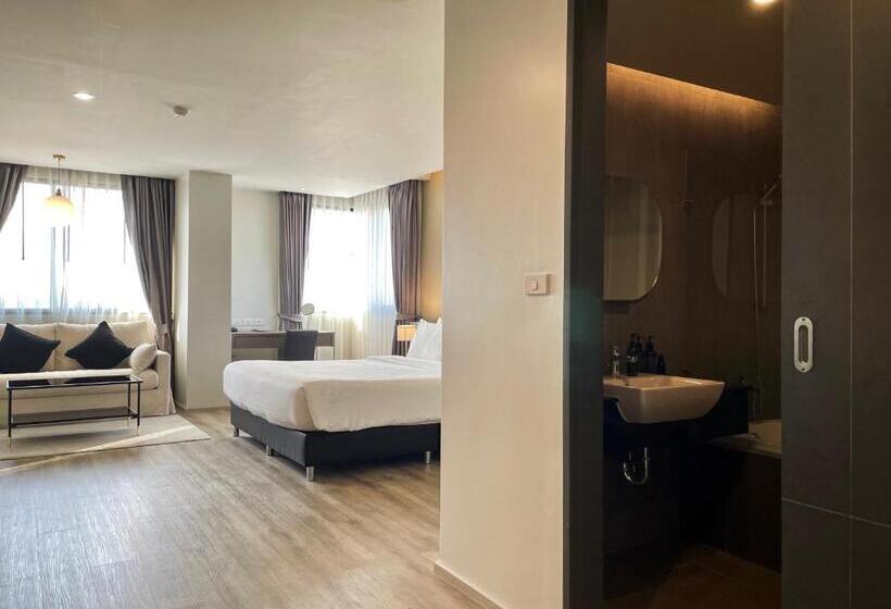 套房, The Rise Suites Hotel, Chiang Mai Sha Extra Plus