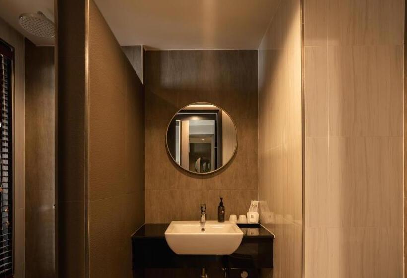 豪华房间, The Rise Suites Hotel, Chiang Mai Sha Extra Plus