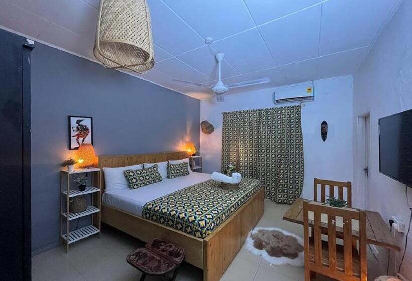 キングサイズベッドのデラックススイート, African Treasure Beach Resort