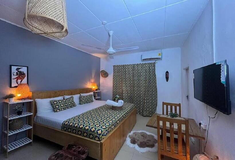 キングサイズベッドのデラックススイート, African Treasure Beach Resort