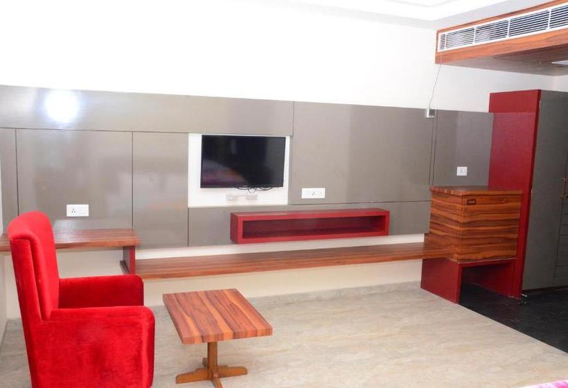 سوییت خانوادگی, Dudi