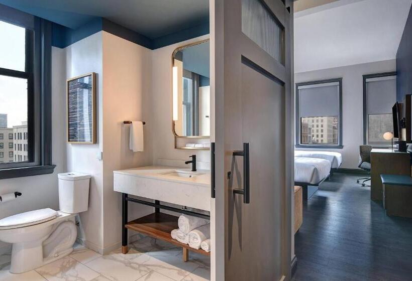 חדר סטנדרט נוף לעיר, Courtyard By Marriott Cincinnati Downtown