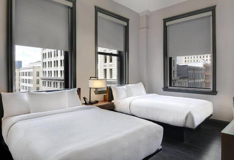 חדר סטנדרט נוף לעיר, Courtyard By Marriott Cincinnati Downtown