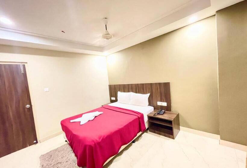 اتاق لوکس, Janaki Pride, Puri Fully Air Conditioned Hotel Spacious Room With Lift And Parking Facility