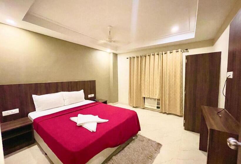 اتاق لوکس, Janaki Pride, Puri Fully Air Conditioned Hotel Spacious Room With Lift And Parking Facility