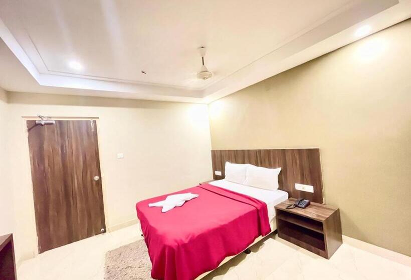 اتاق لوکس, Janaki Pride, Puri Fully Air Conditioned Hotel Spacious Room With Lift And Parking Facility
