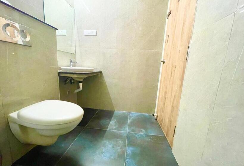 Economy Triple Room, Janaki Pride, Puri Fully Air Conditioned Hotel Spacious Room With Lift And Parking Facility