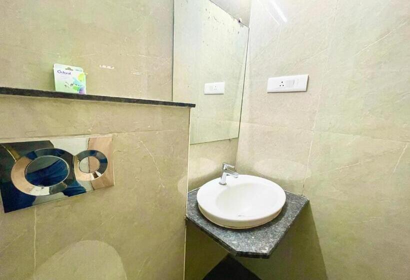 اتاق استاندارد چهار تخته, Janaki Pride, Puri Fully Air Conditioned Hotel Spacious Room With Lift And Parking Facility