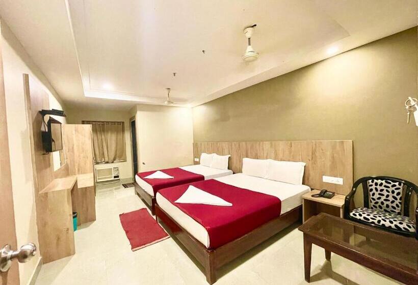 اتاق استاندارد چهار تخته, Janaki Pride, Puri Fully Air Conditioned Hotel Spacious Room With Lift And Parking Facility