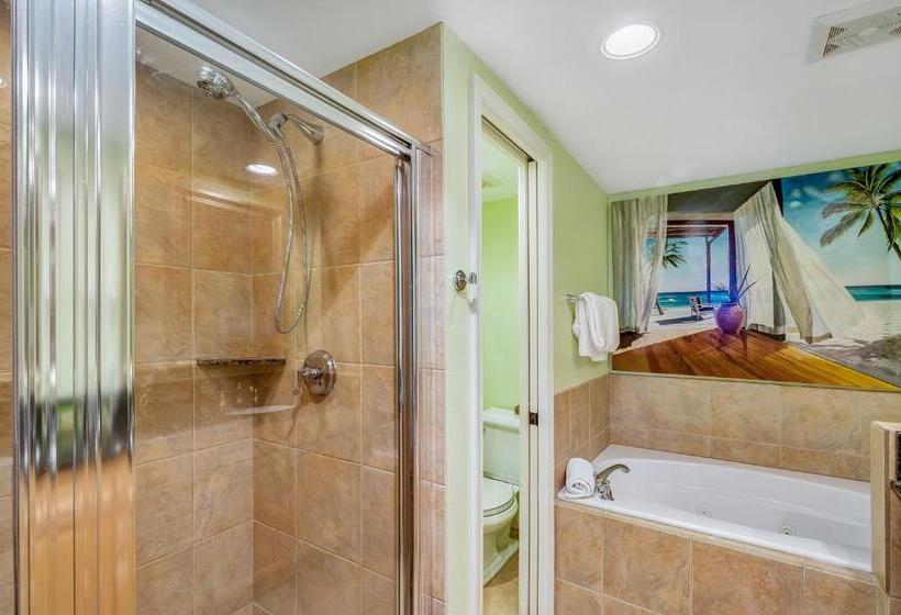 شقة غرفة واحدة مطلة على البحر, Portofino Tower1 908 Beachfront Sunrise Views