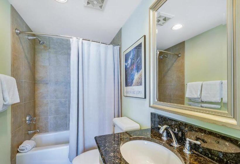 شقة غرفة واحدة مطلة على البحر, Portofino Tower1 908 Beachfront Sunrise Views