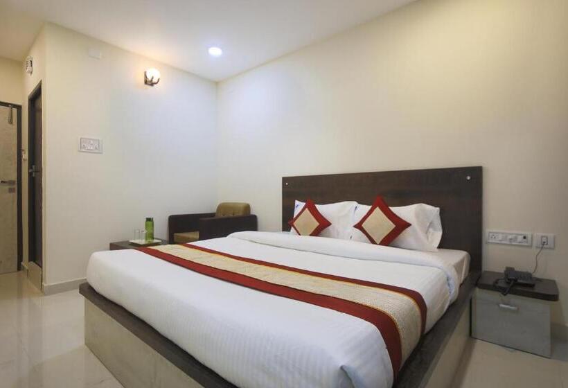 디럭스 룸, Balaji Residency