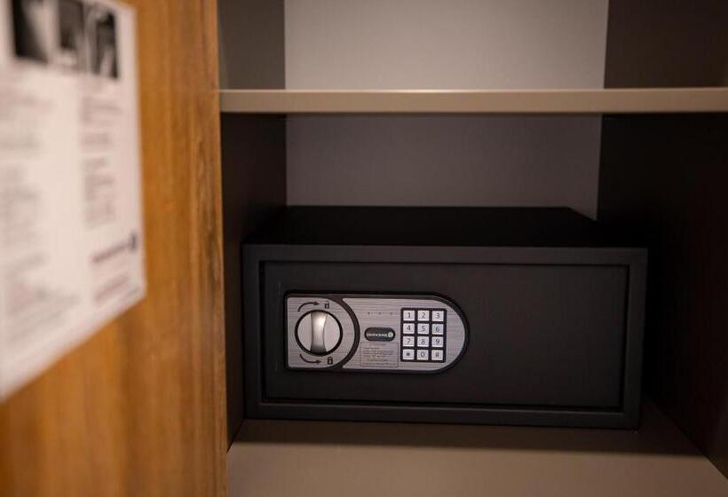 수피리어 스위트, Belmont