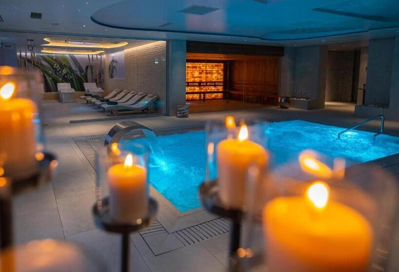 발코니 디럭스 룸, Belmont