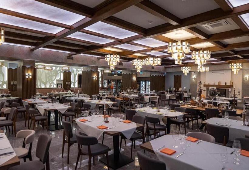 발코니 디럭스 룸, Belmont