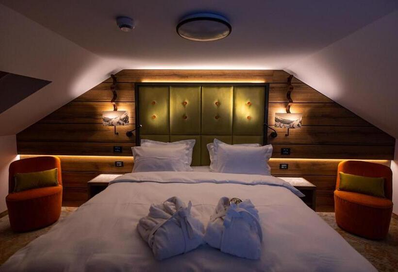 수피리어 스위트, Belmont