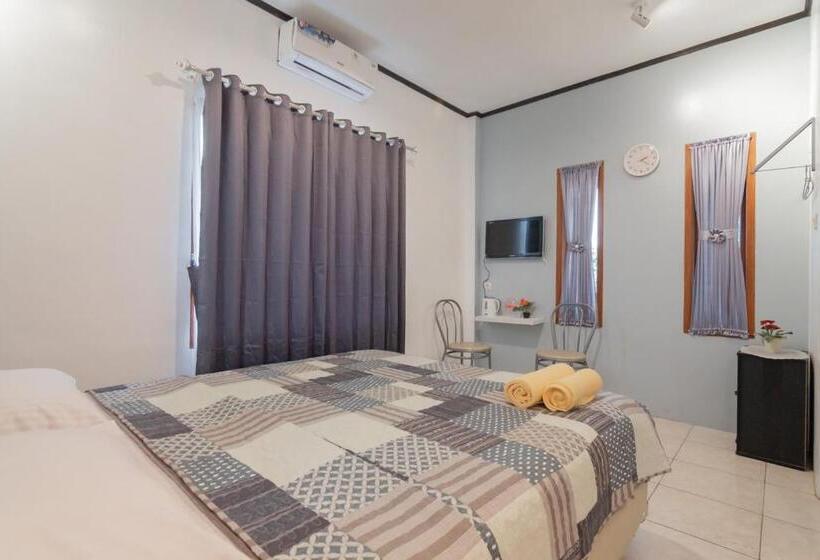 家庭间, Lembur Kiwari Setra Duta Mitra Reddoorz