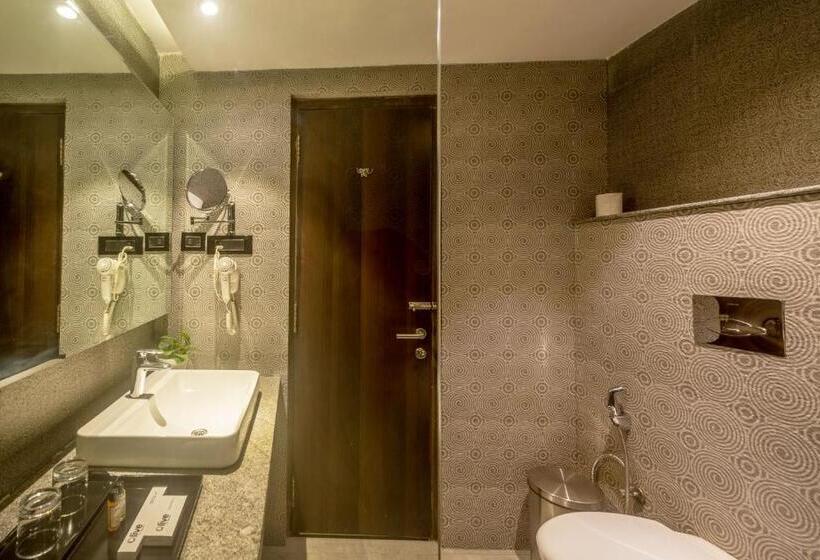 Suite, Olive Hotel Mg Road Dunsvirk Inn By Embassy Group