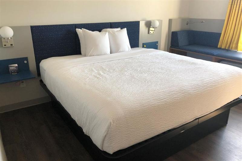 Люкс Адаптированный для Инвалидов, Microtel Inn & Suites By Wyndham Milford