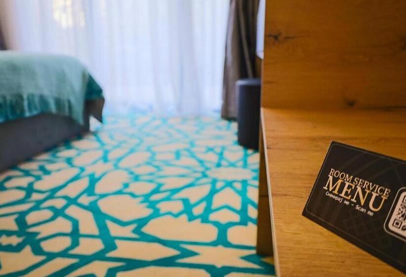 اتاق استاندارد, Mi Casa