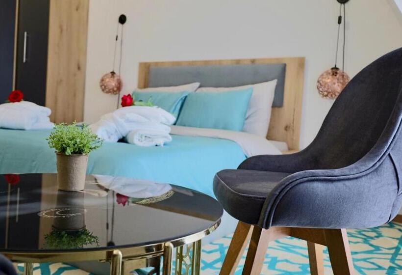 اتاق سوپریور با تخت بزرگ, Mi Casa