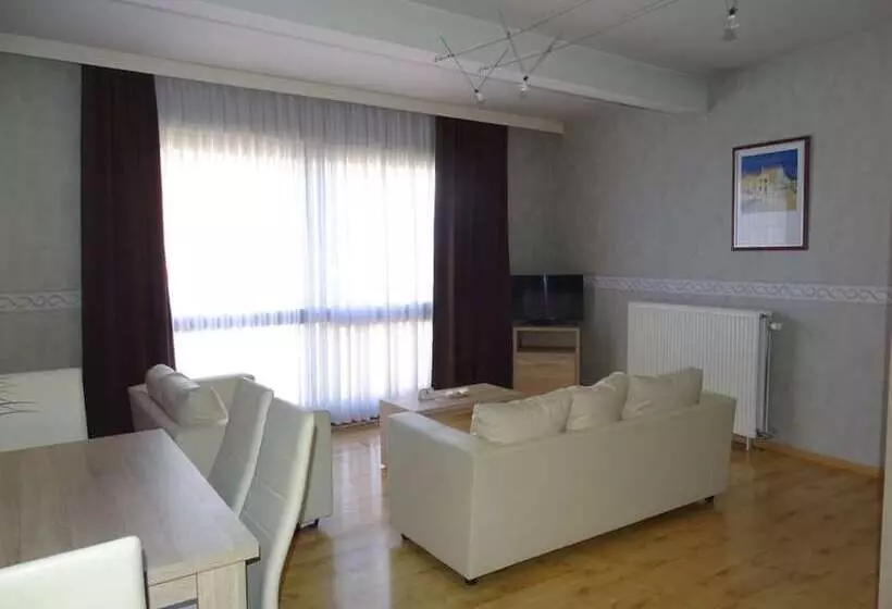 آپارتمان خانوادگی, Ambassador Suites Leuven