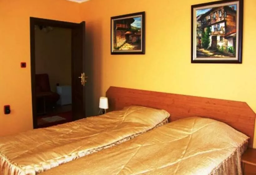 سوییت, Family Hotel Silvestar