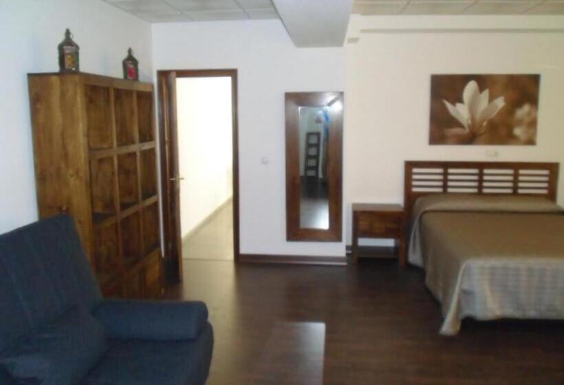 اتاق لوکس خانوادگی, Hostal Jentoft