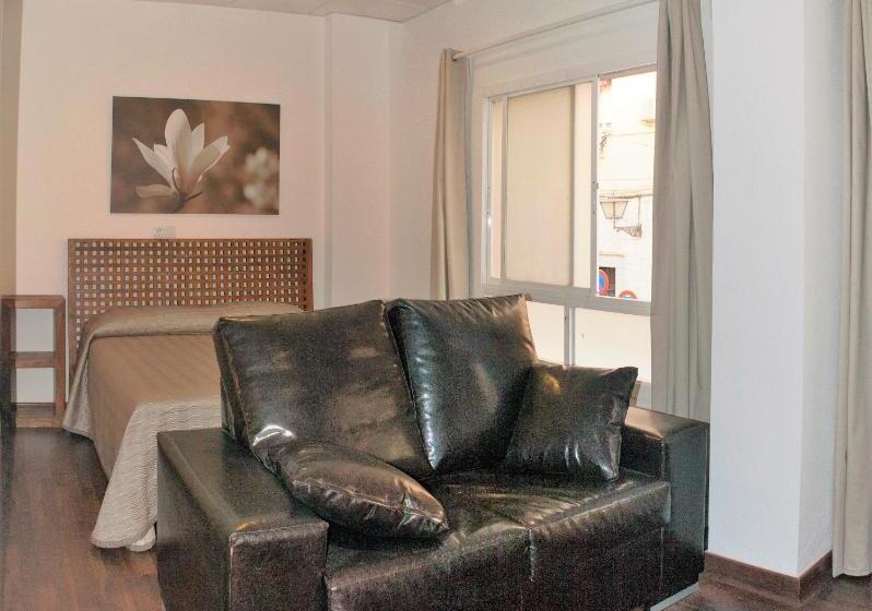 اتاق لوکس خانوادگی, Hostal Jentoft