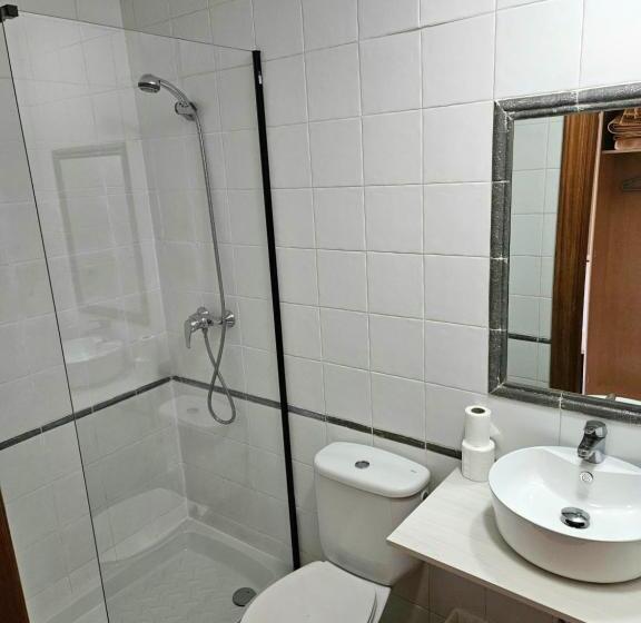 اتاق استاندارد, Hostal Jp Y Estudios