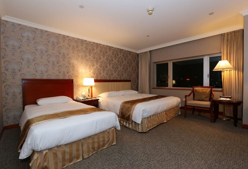 اتاق استاندارد سه تخته با چشمانداز, Evergreen Laurel Hotel Keelung