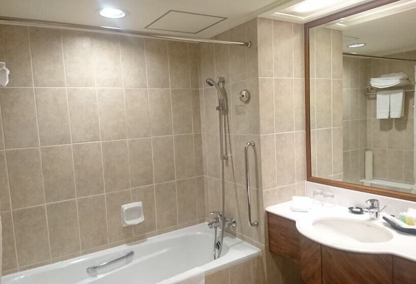 اتاق استاندارد با چشم‌انداز, Evergreen Laurel Hotel   Keelung