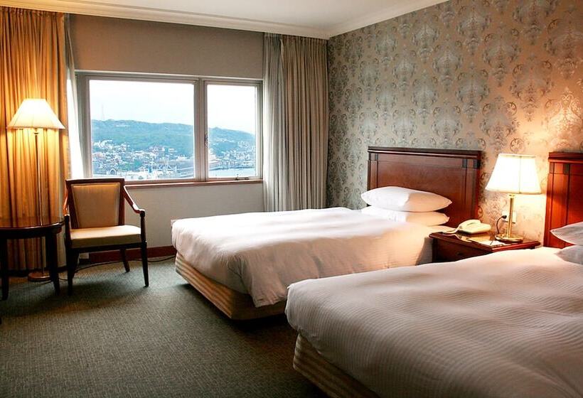اتاق استاندارد با چشم‌انداز, Evergreen Laurel Hotel   Keelung