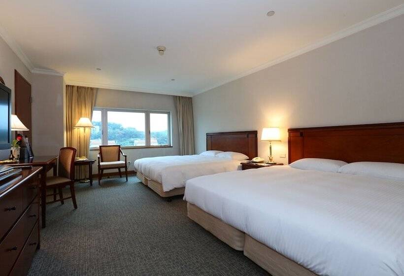 اتاق استاندارد چهار تخته, Evergreen Laurel Hotel Keelung