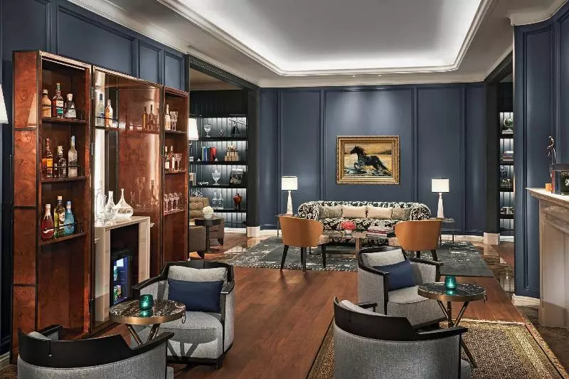 اتاق خانوادگی, Evergreen Laurel Hotel Keelung