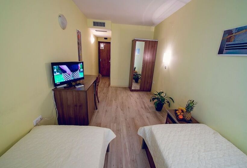 اتاق استاندارد, Family Hotel Gran Ivan