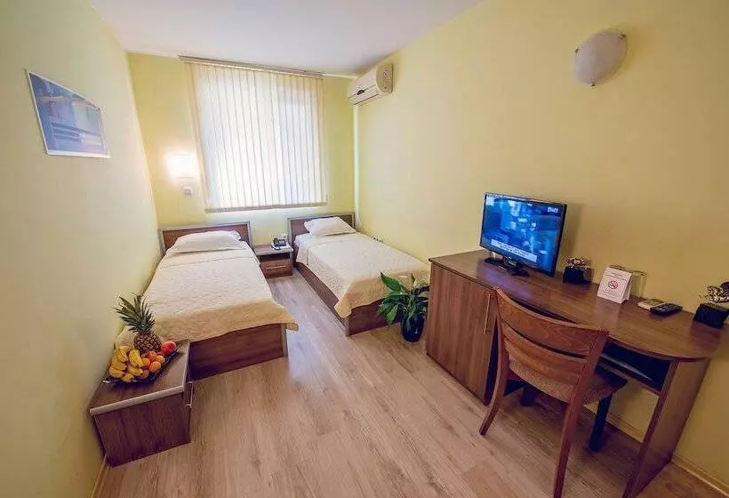 اتاق استاندارد با بالکن, Family Hotel Gran Ivan